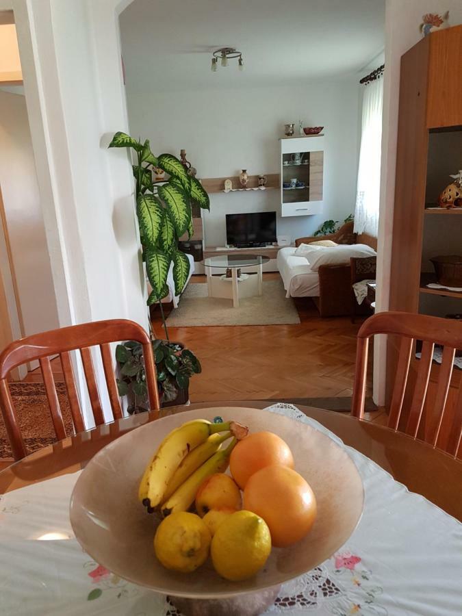 Apartment Marija & Iko Трогир Экстерьер фото